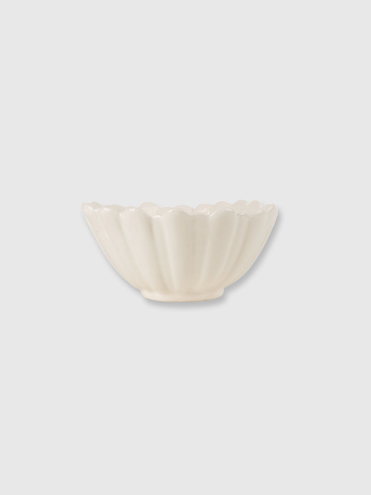 Daisy Shaped Ceramic Bowl - 13cm
