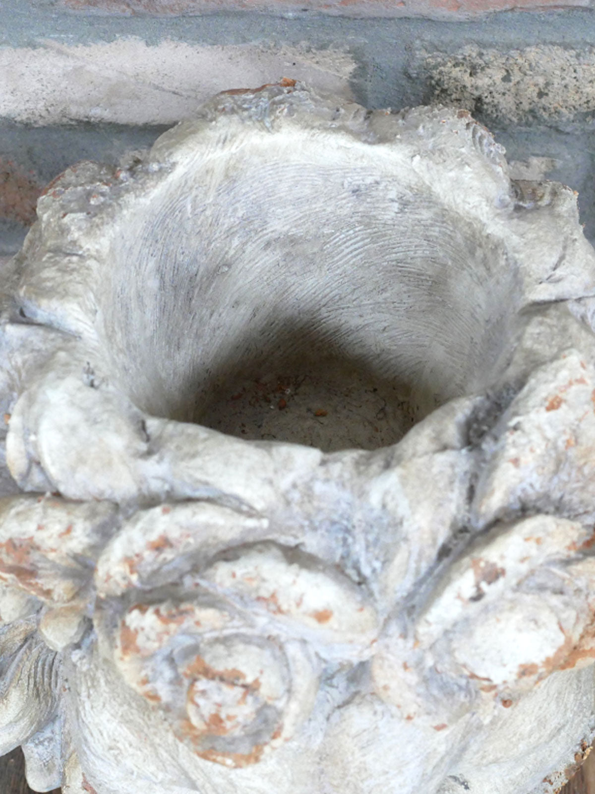 Lion Head Rustic Planter - 44cm