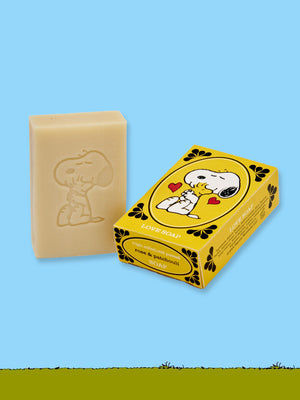 Peanuts Snoopy Soap - Love