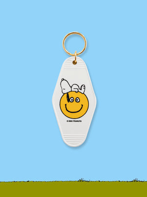 Peanuts X 3P4 Key Tag - Smiley Snoopy