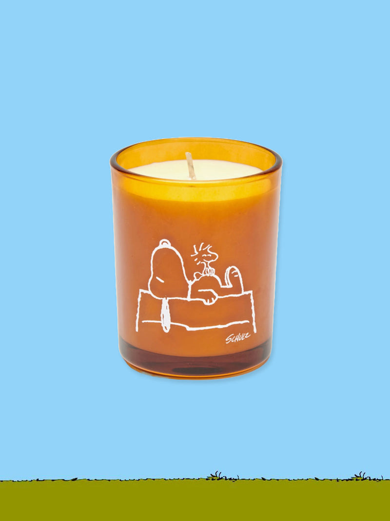Peanuts Snoopy Campfire Candle - Amber and Cedar