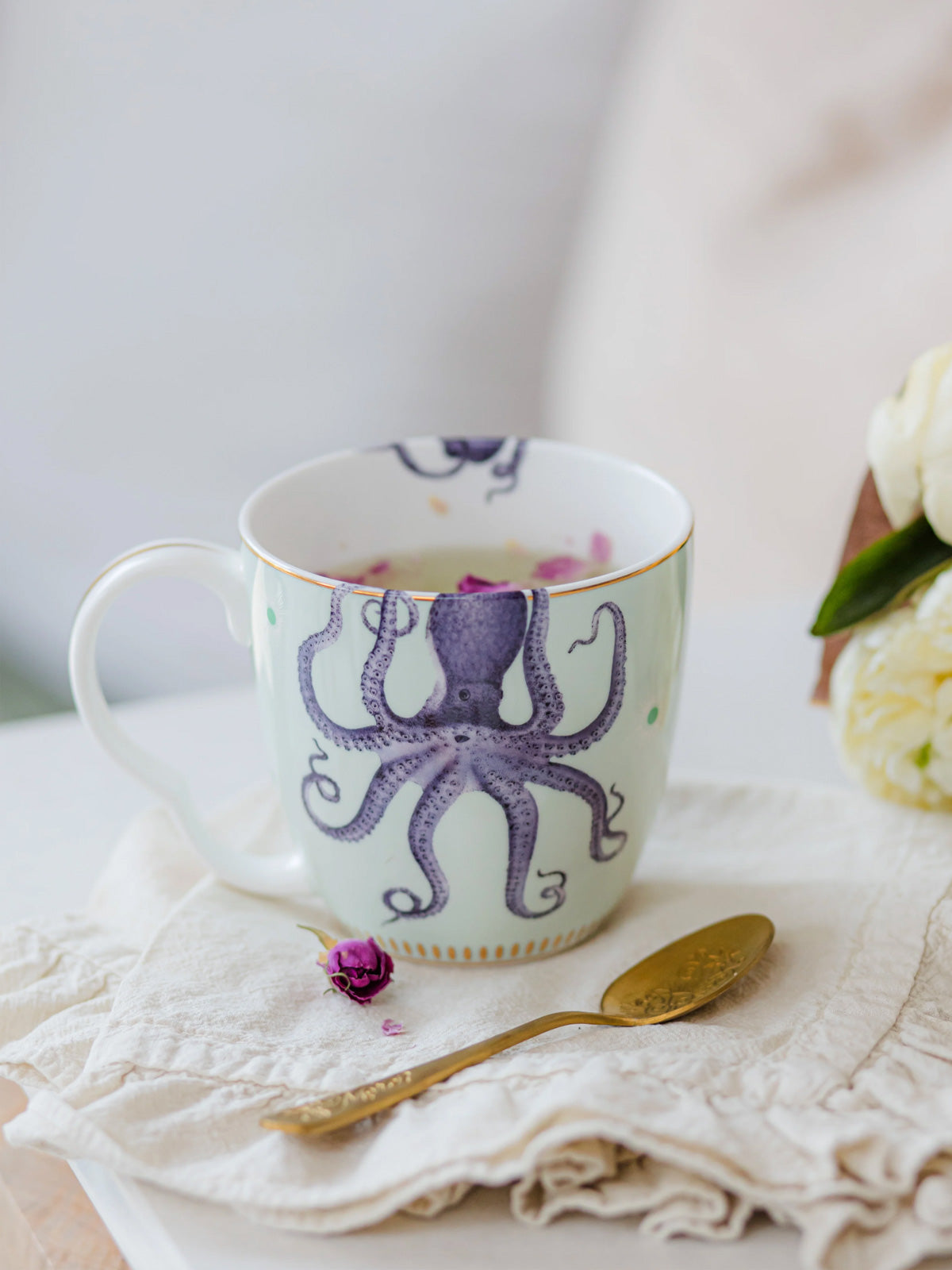 Yvonne Ellen Cup Mug - Octopus