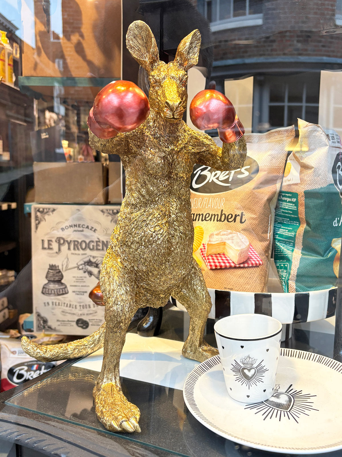 Boxing Kangaroo Large Statue - Gold