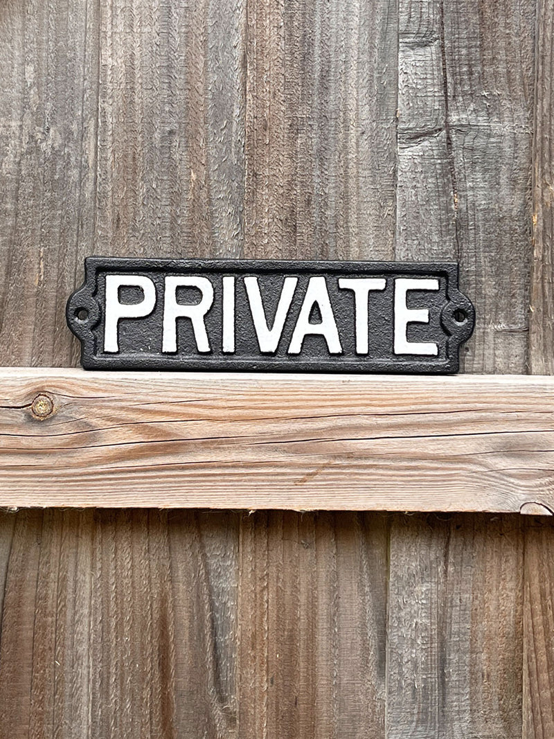 Private Metal Sign – Lola & SiDney