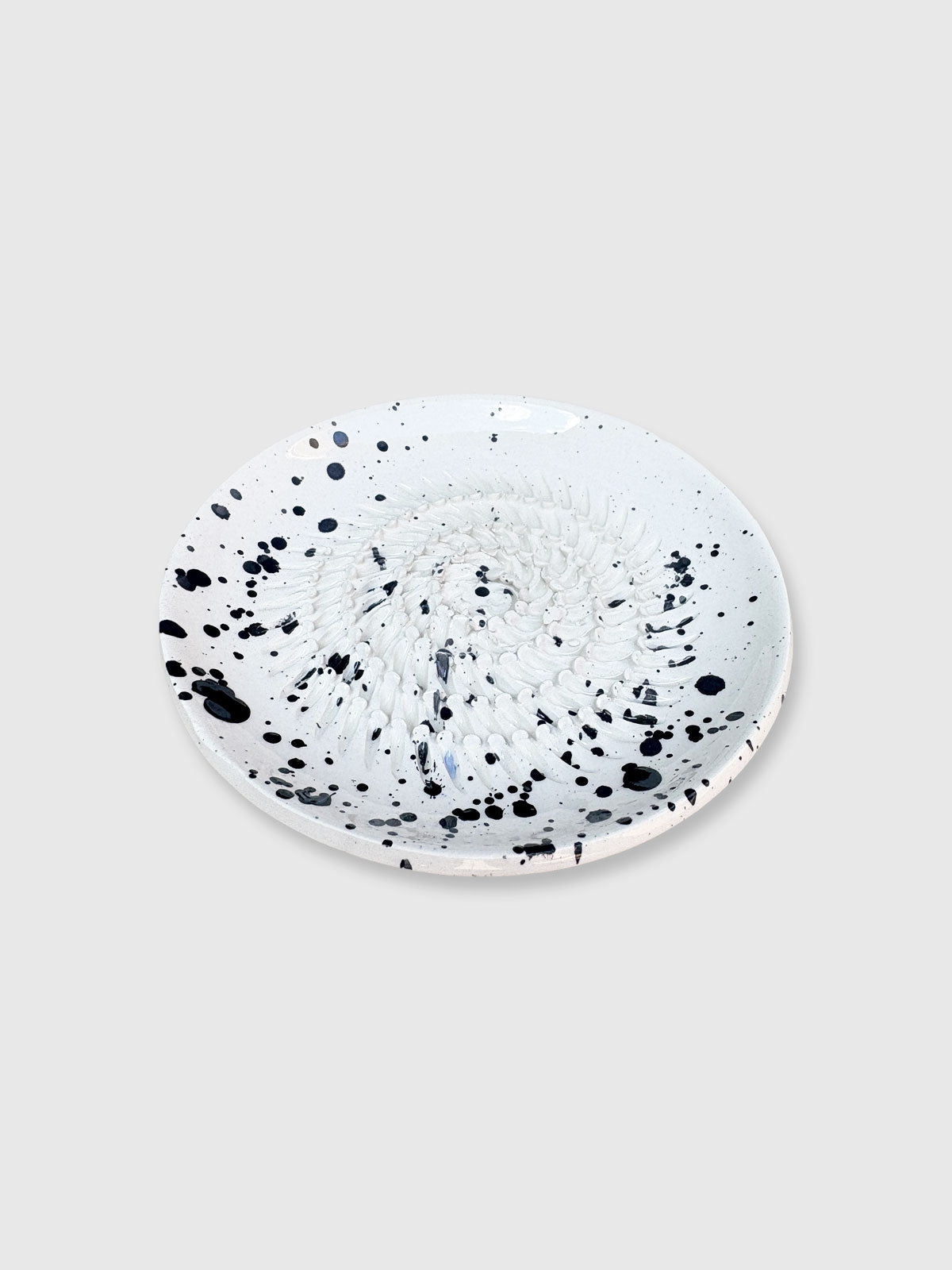 Traditional Spanish Ceramic Garlic Grater - Black & White Splatter