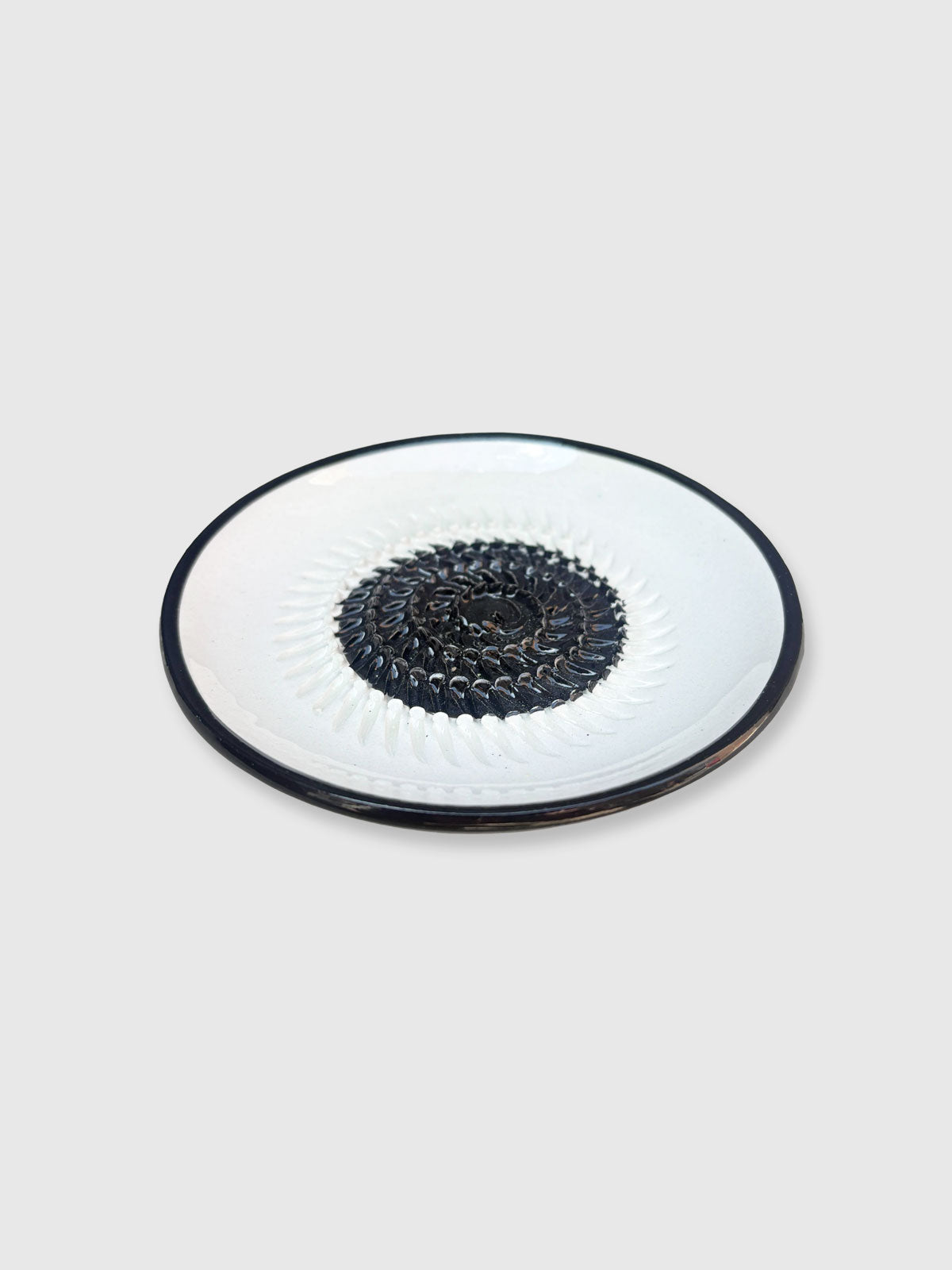 Traditional Spanish Ceramic Garlic Grater - White & Black Spot