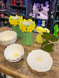 Daisy Shaped Ceramic Bowl - 13cm