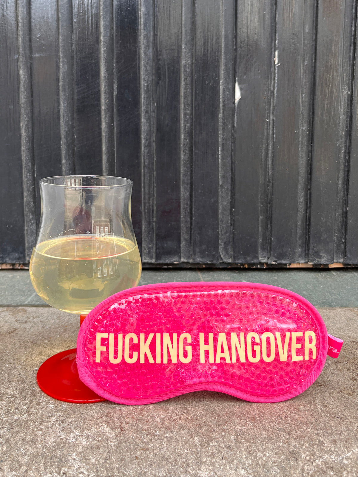 Fisura - 'Fucking Hangover' Gel Eye Mask - Pink
