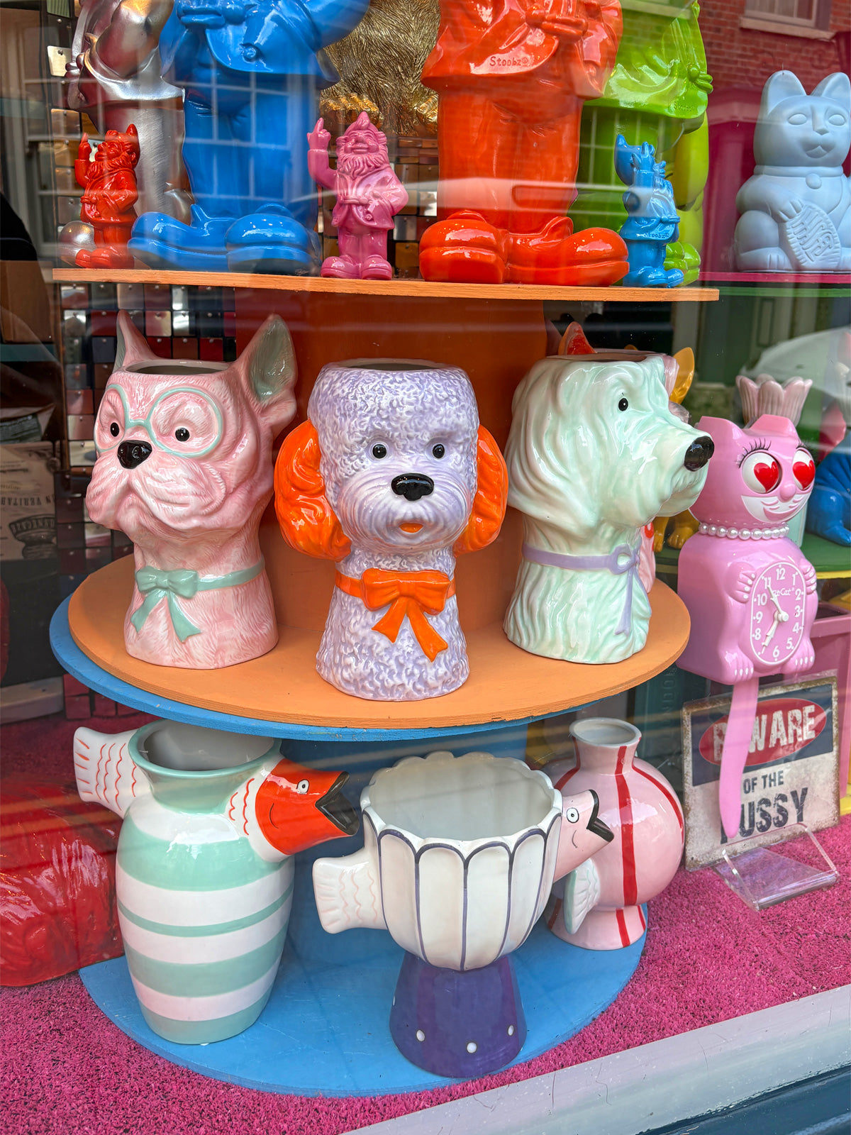 Quirky Ceramic Dog Vase - Mint Green