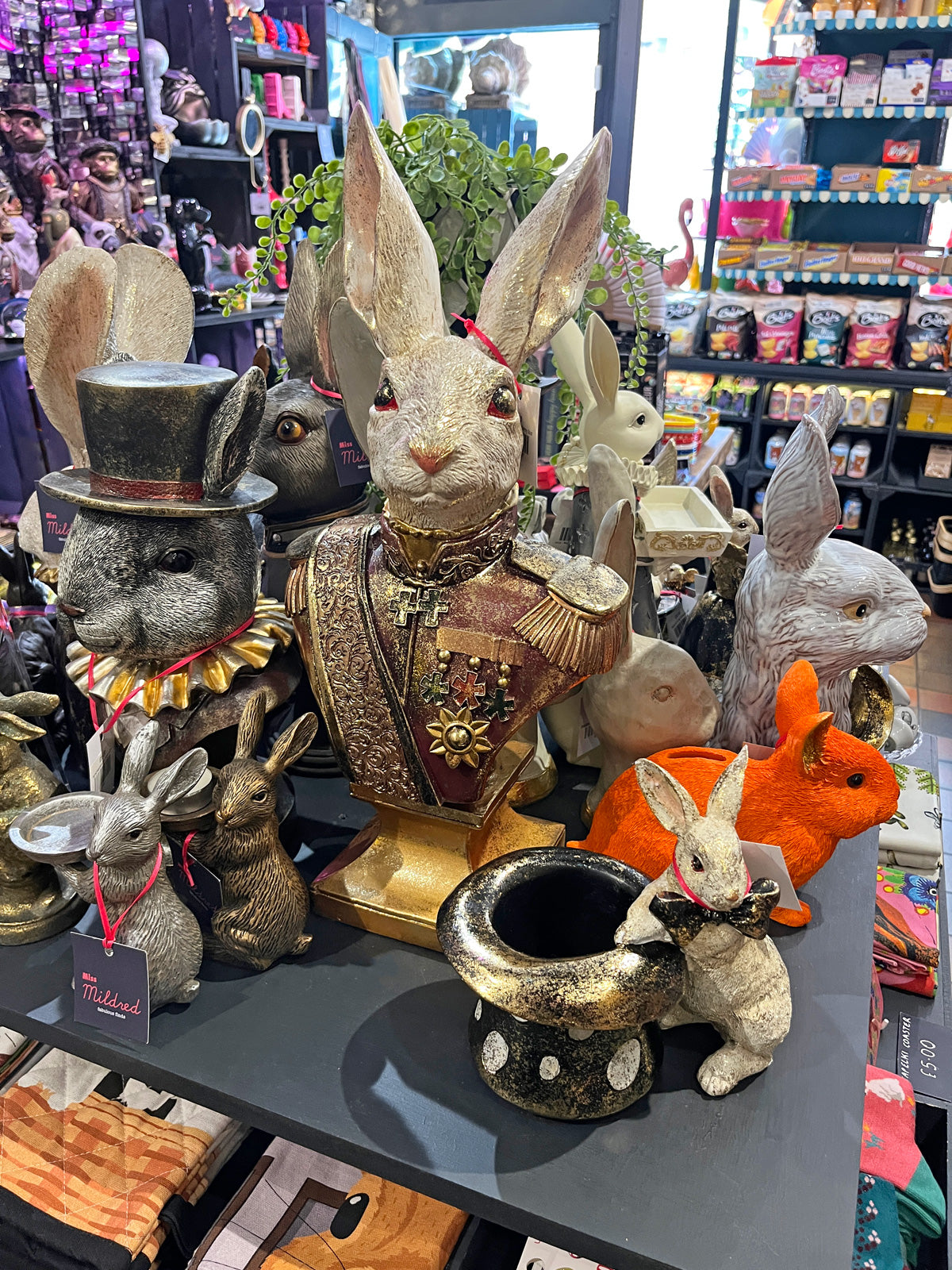 Large Rabbit Figure Gentry Bust