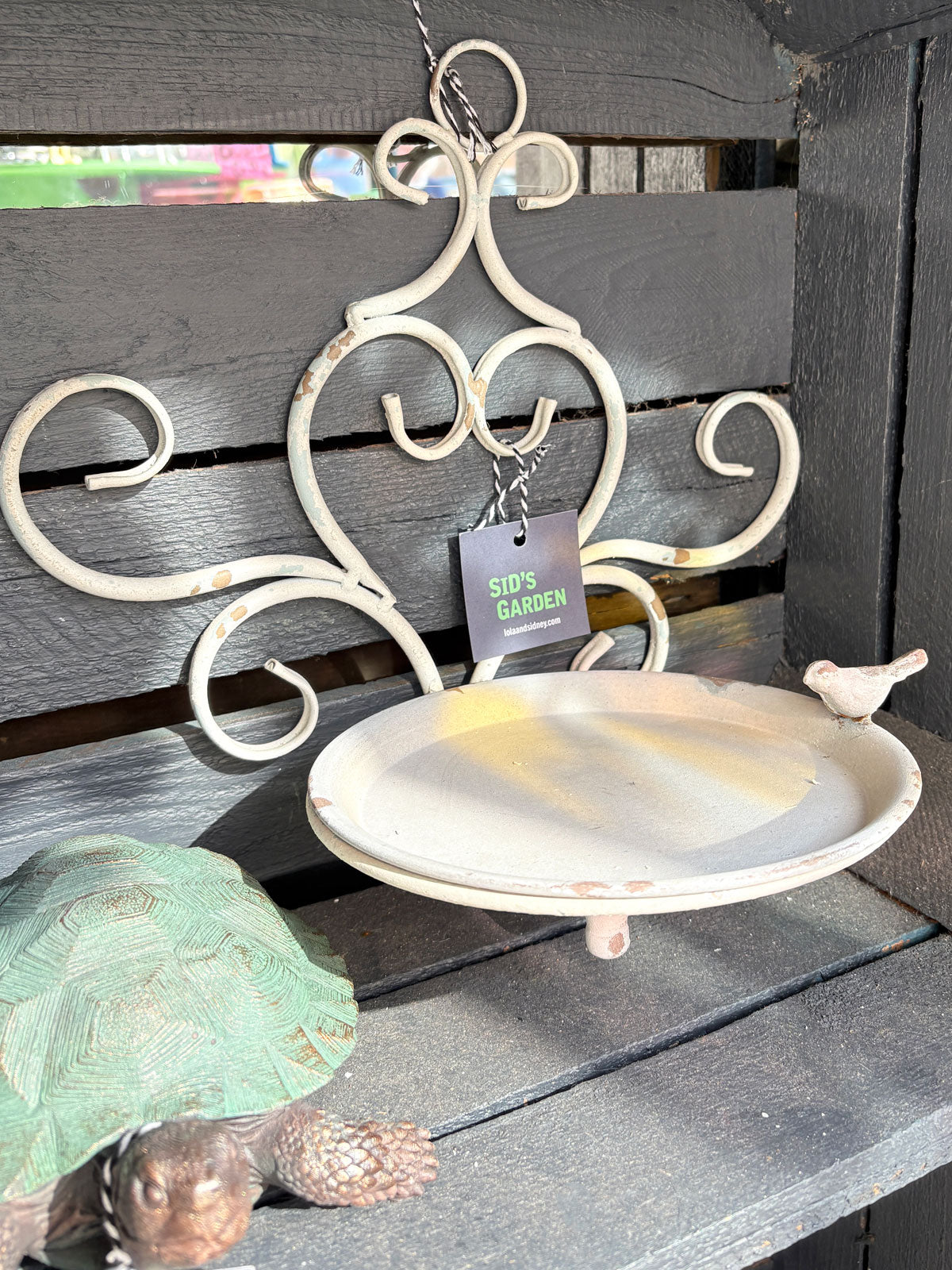 Wrought Iron Garden Pot Shelf / Bird Feeder
