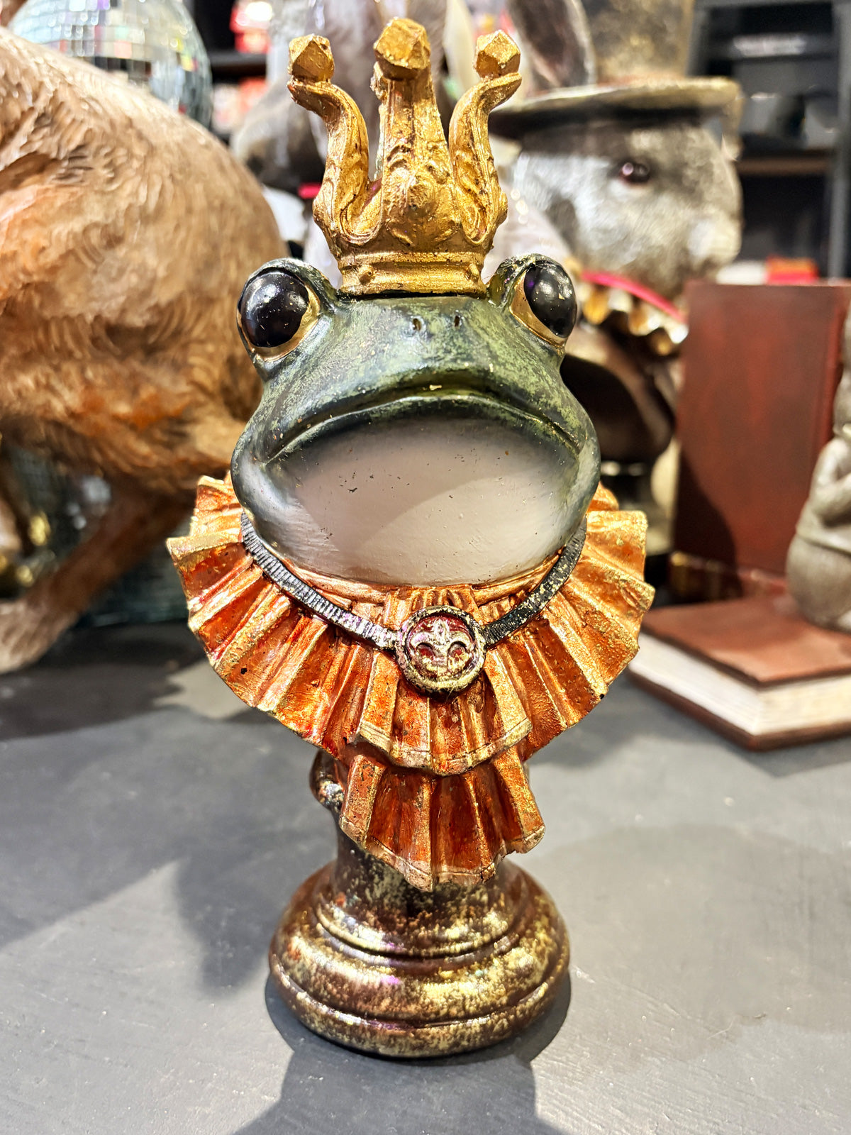 Prince Frog Statue Bust with Ruffle