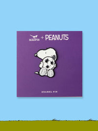 Peanuts Enamel Pin Badge - Snoopy Football