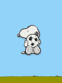 Peanuts Enamel Pin Badge - Snoopy Football