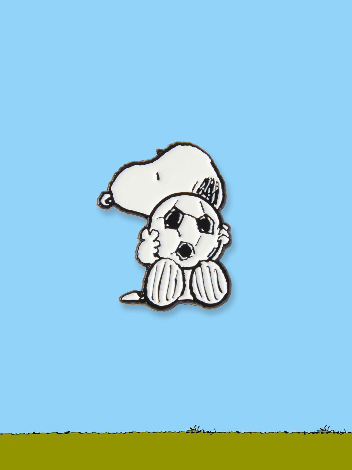 Peanuts Enamel Pin Badge - Snoopy Football