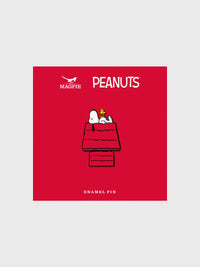 Peanuts Enamel Pin Badge - Snoopy Doghouse