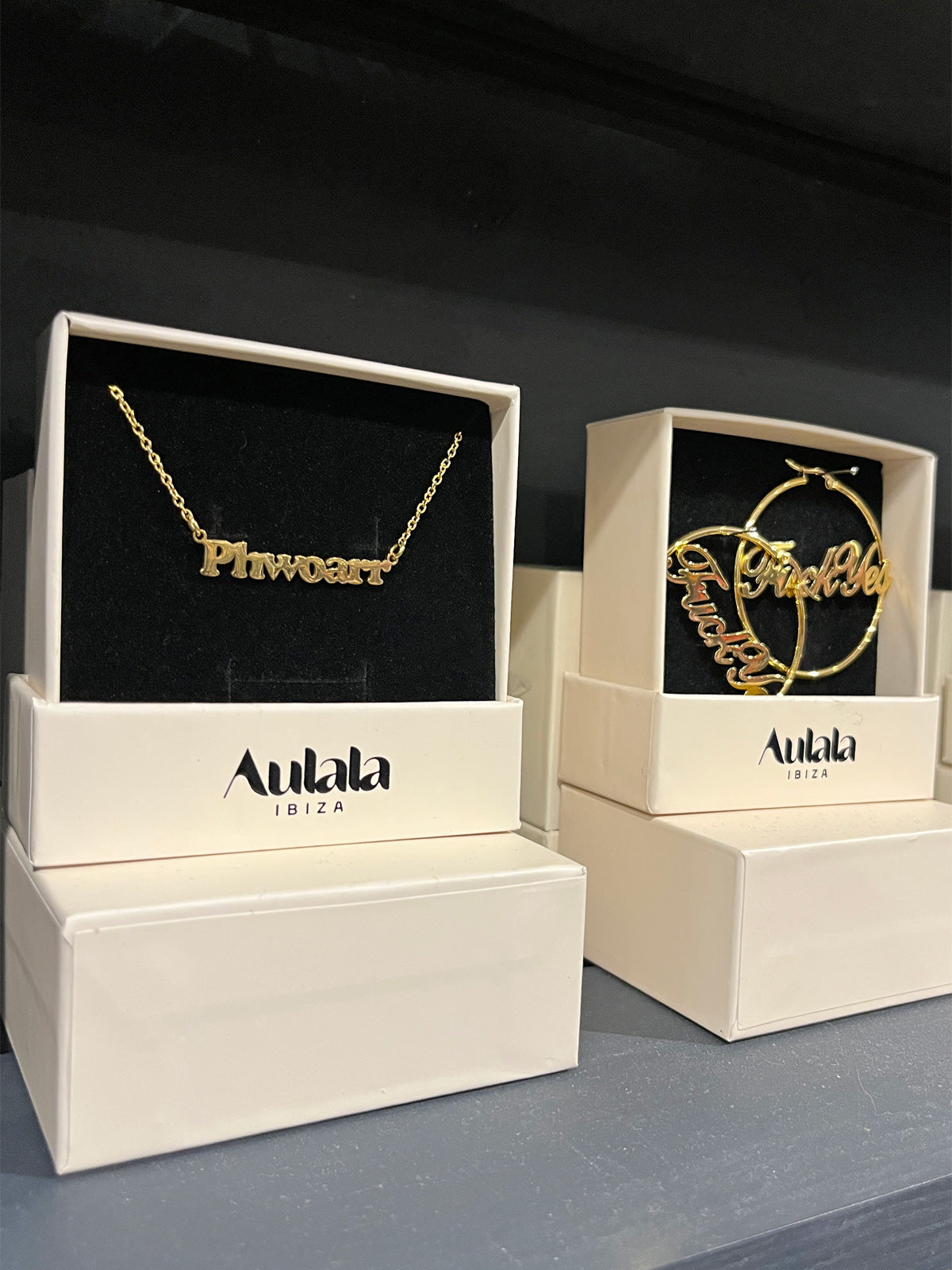 Cheeky Words Necklace - Phwoarr - Gold