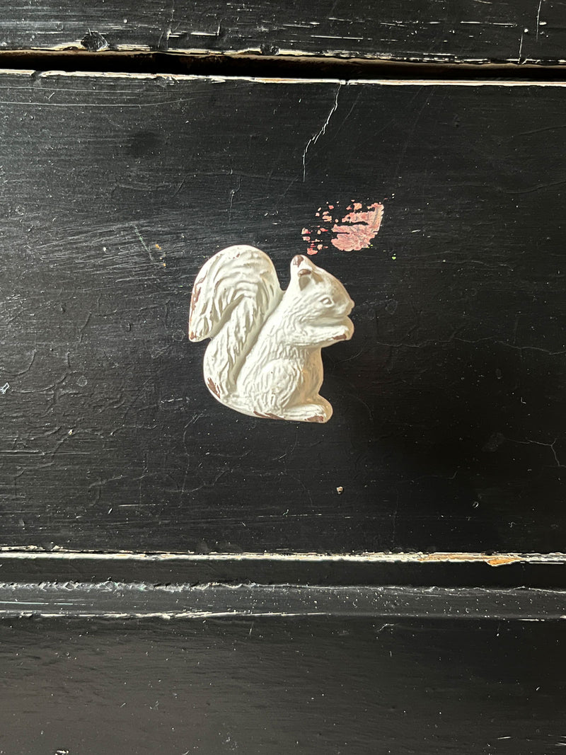 Squirrel Shaped Metal Knob - Antique White