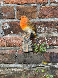 Tweeting Bird Robin Sound Effect Garden Ornament