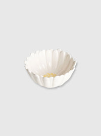 Daisy Shaped Ceramic Bowl - 13cm