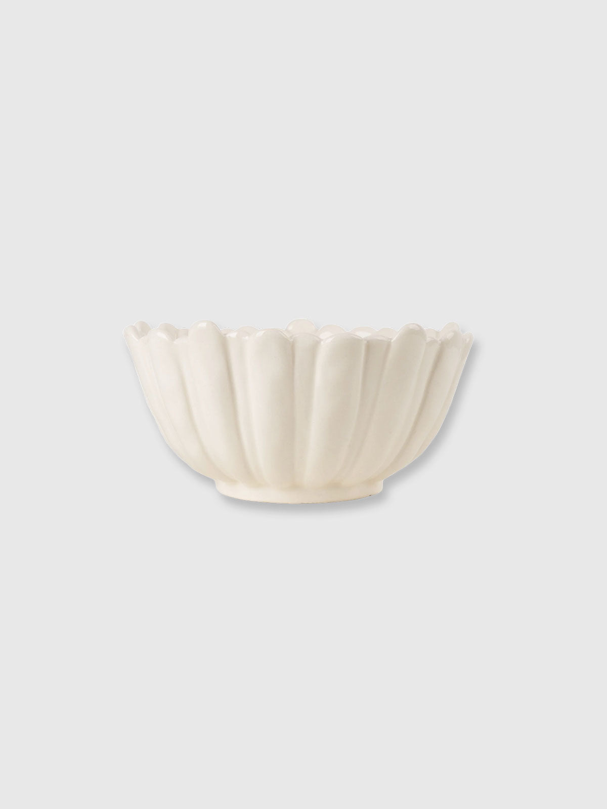Daisy Shaped Ceramic Bowl - 16cm