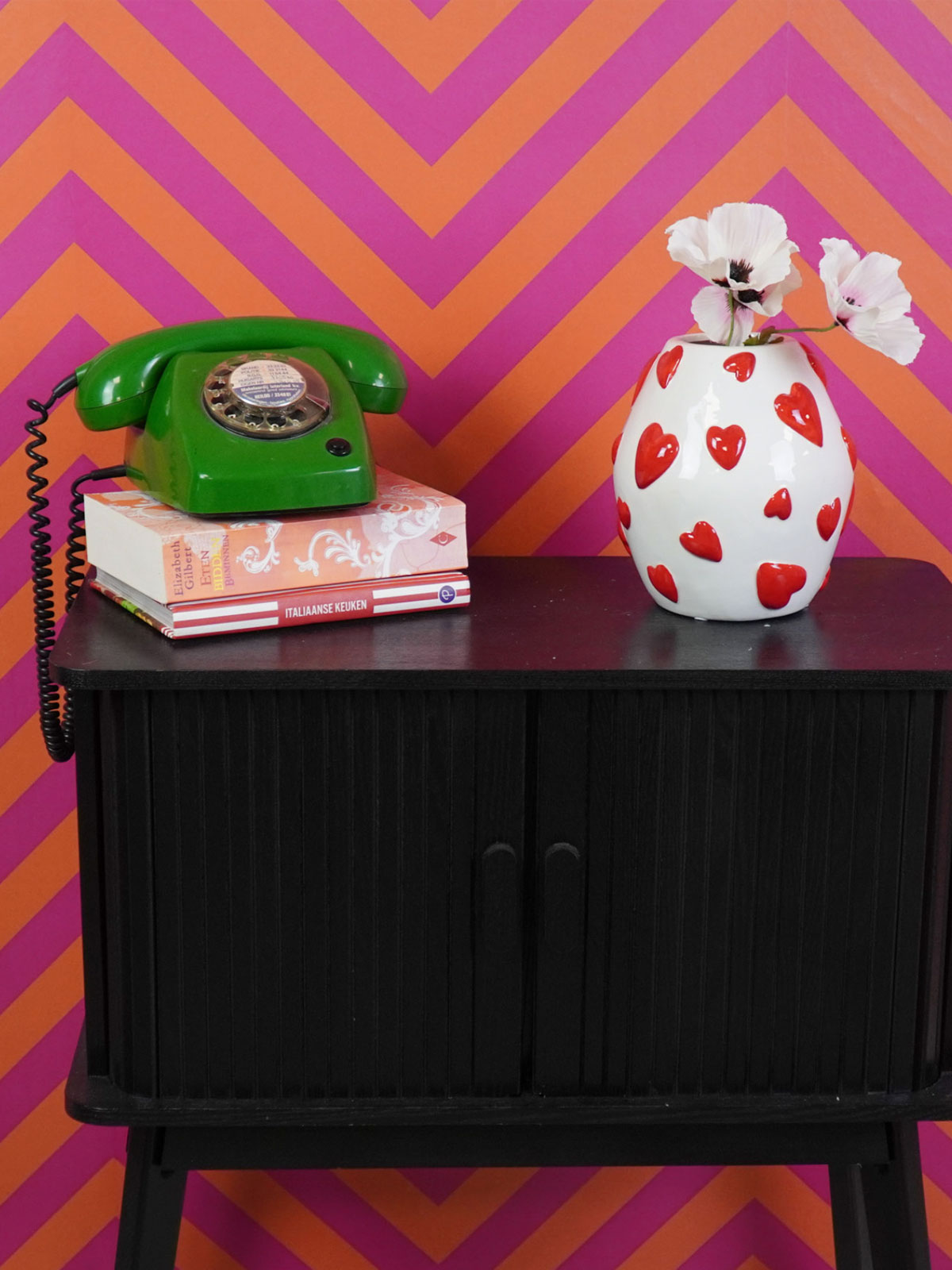 Red Hearts White Ceramic Vase