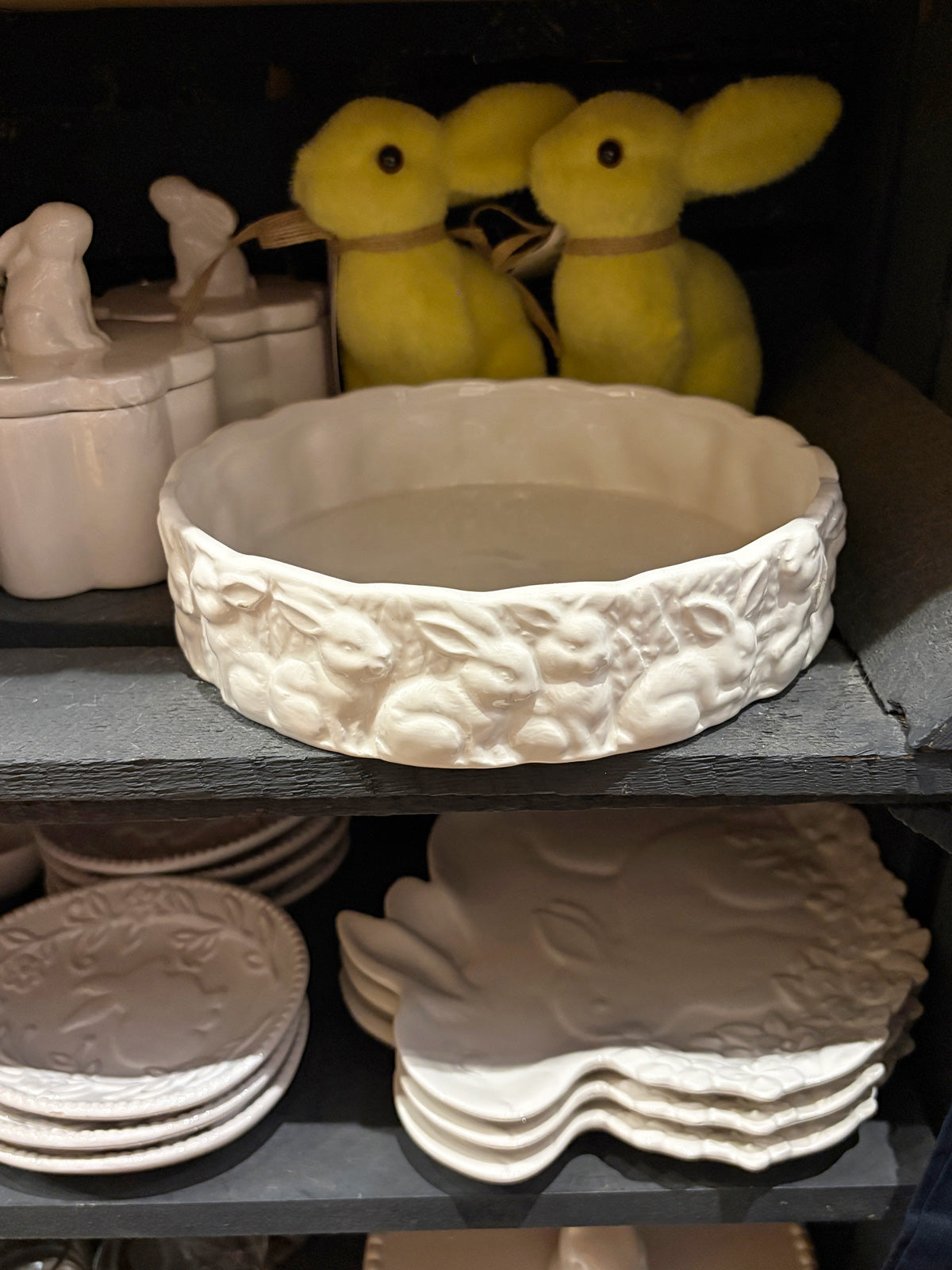 Ceramic Embossed Rabbit & Flower Dish
