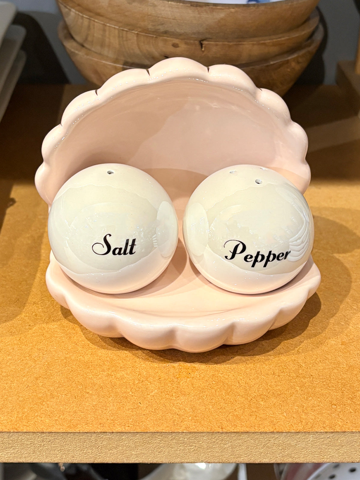 Yvonne Ellen Shell and Pearl - Salt and Pepper Pots