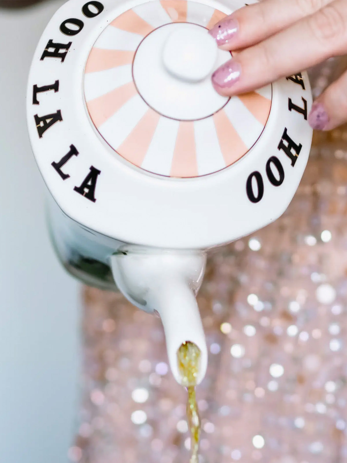 Yvonne Ellen 4 Cup Square Shaped Teapot - Ooh La La