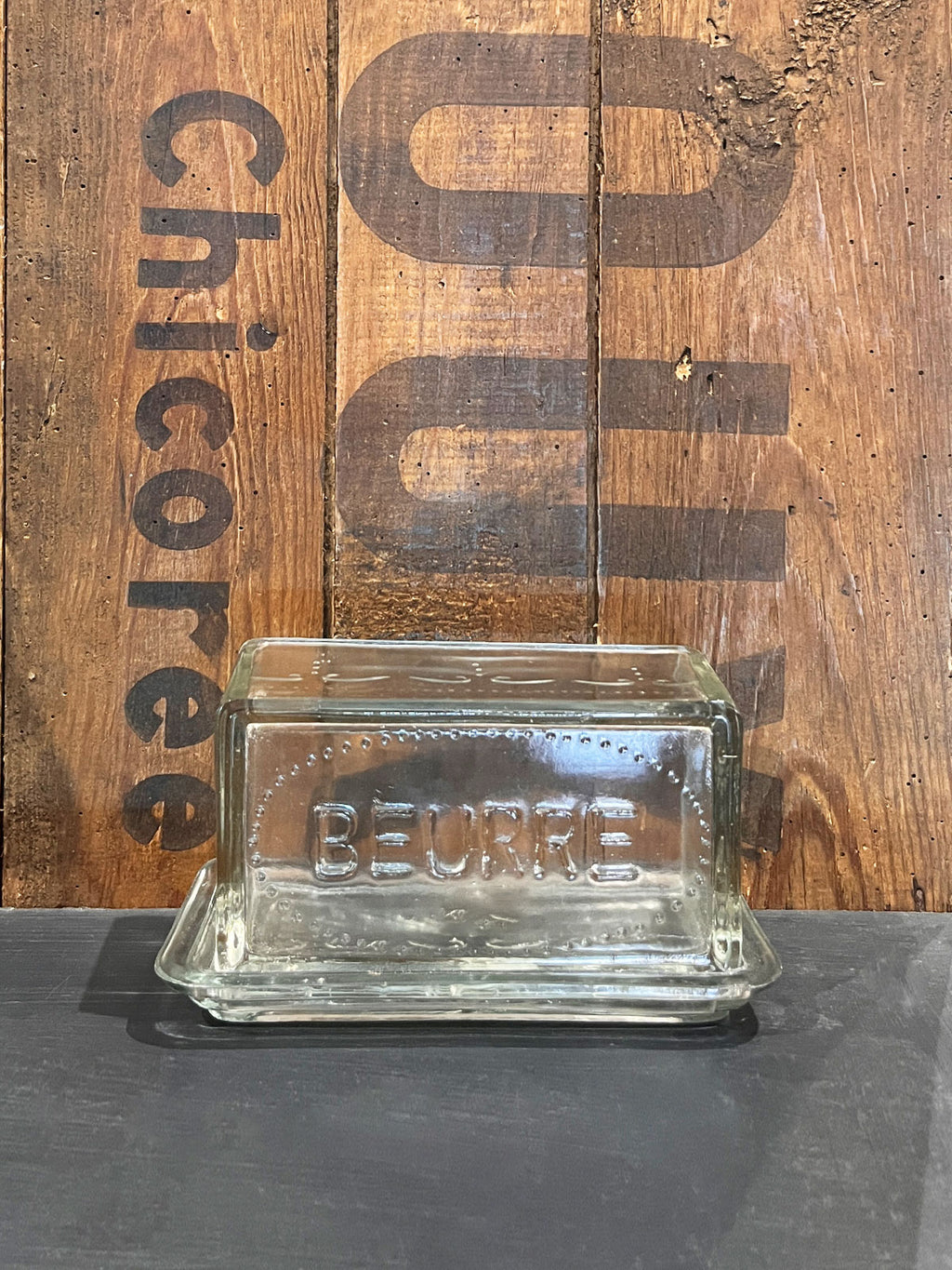 Traditional Beurre Glass Butter Box